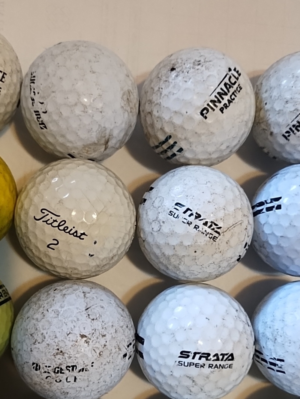 Mixed Brand Practice Golf Balls - White and Yellow - Picture 6 of 6